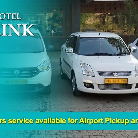 Hotel Clink New Delhi Airport 外观 照片
