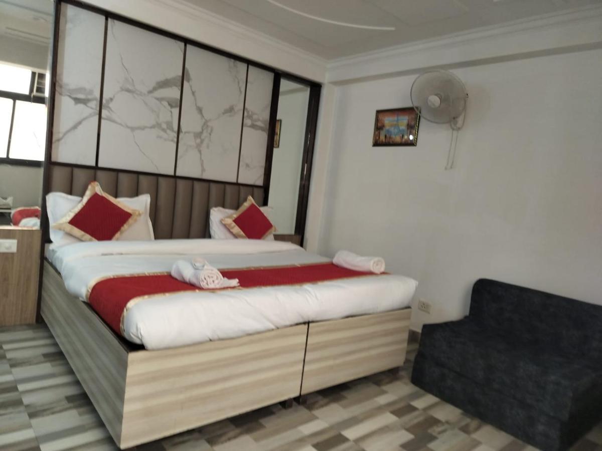 Hotel Clink New Delhi Airport 外观 照片